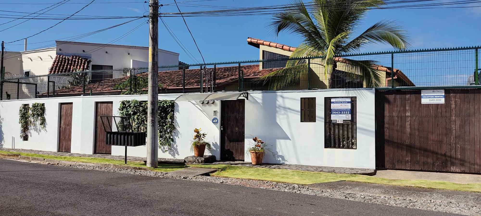 Casa Gris In Jaco Villa Exterior photo