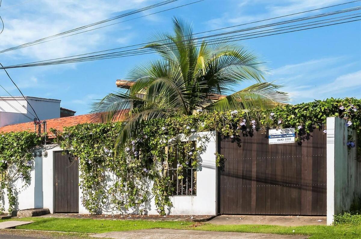 Casa Gris In Jaco Villa Exterior photo